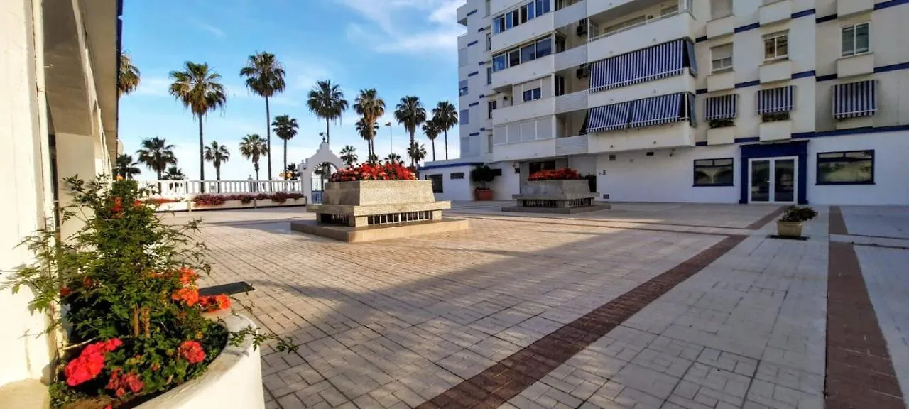 1ª Linea De Playa, 2 Dormitorios, Plaza De Garaje Benalmadena 0*,  Spain