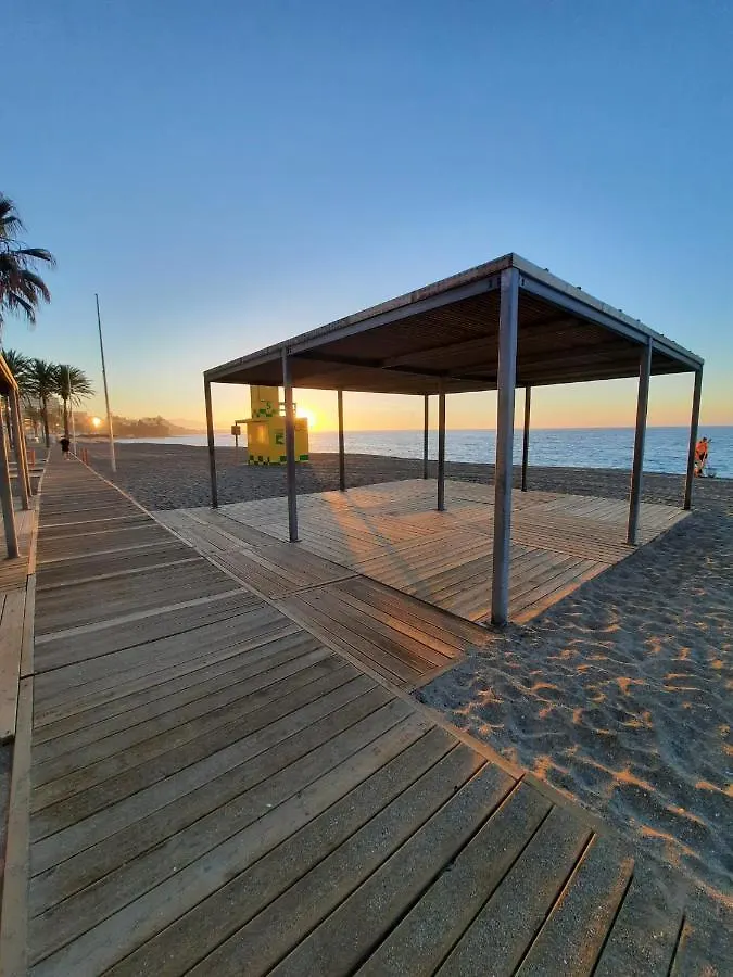 1ª Linea De Playa, 2 Dormitorios, Plaza De Garaje ベナルマデナ 0*,  スペイン
